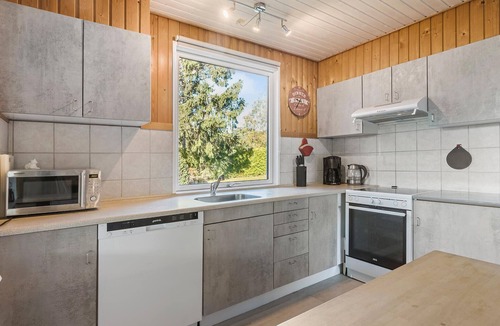 Fuglslev House | Awesome home in Ebeltoft