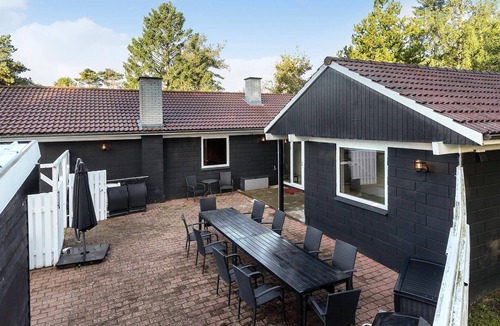Fuglslev House | Awesome home in Ebeltoft