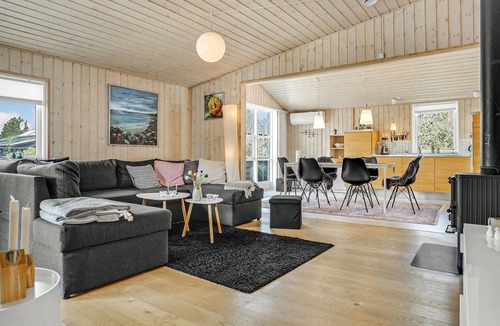 Ebeltoft House | Awesome home in Ebeltoft with sauna