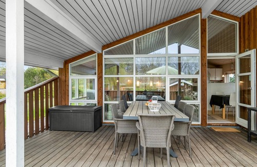 Syddjurs Kommune House | Awesome home in Ebeltoft with kitchen
