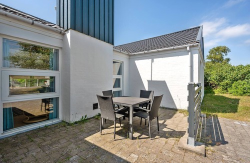 Vibæk Strand House | Awesome home in Ebeltoft with sauna