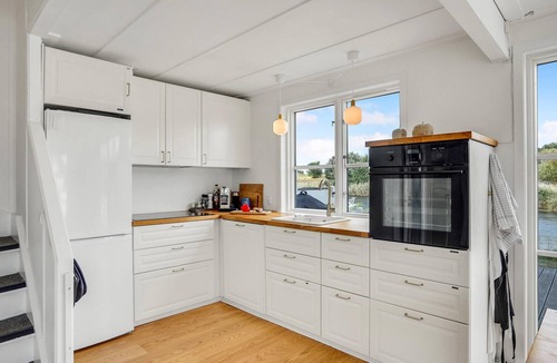 Øer Strand House | Awesome home in Ebeltoft