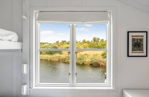 Øer Strand House | Awesome home in Ebeltoft