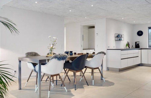 Vibæk Strand House | Awesome home in Ebeltoft with WiFi