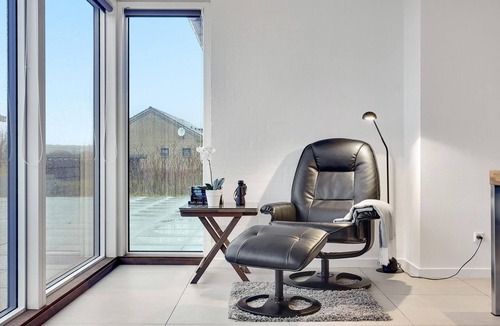 Vibæk Strand House | Awesome home in Ebeltoft with WiFi