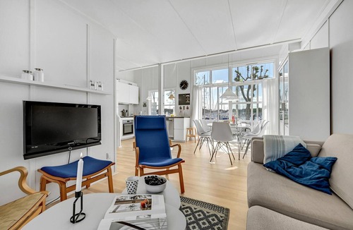 Øer Strand House | Awesome home in Ebeltoft with sauna