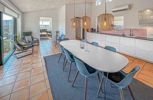 Vibæk Strand House | Awesome home in Ebeltoft with sauna