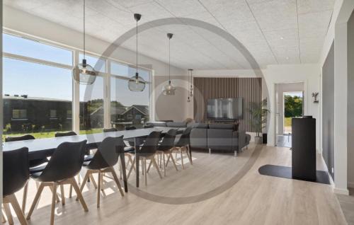 Krejbjerg House | Awesome Home In Ejstrupholm With Sauna