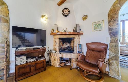 Els Poblets House | Awesome Home In Els Poblets With Wifi