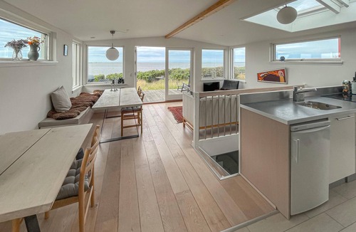 Hjerting House | Awesome home in Esbjerg V with WiFi