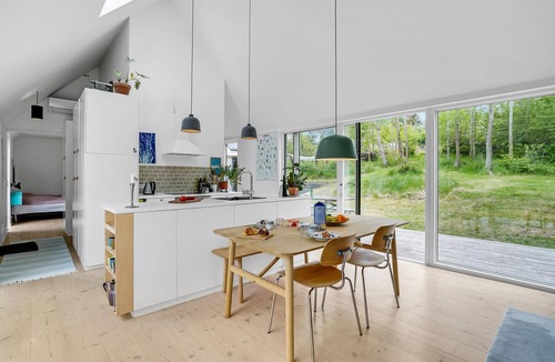 Faarevejle House | Awesome home in Fårevejle with kitchen
