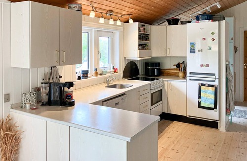 Hvalpsund House | Awesome home in Farsø with sauna