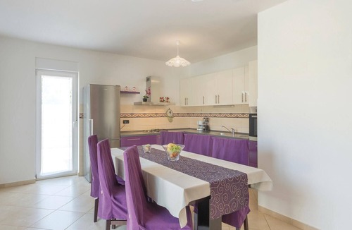 Fazana House | Awesome home in Fazana