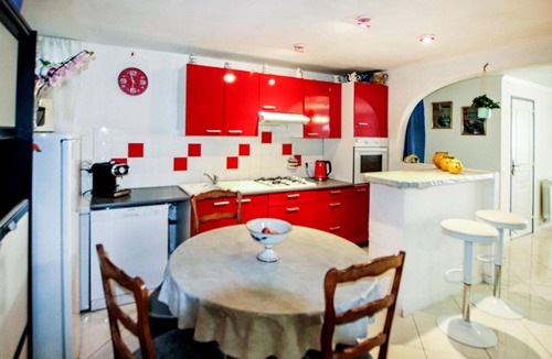 Flacheres House | Awesome home in Flacheres