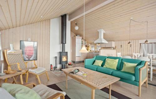 Lild Strand House | Awesome Home In Frøstrup With Sauna