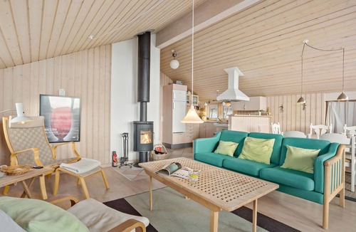 Lild Strand House | Awesome home in Frøstrup with sauna