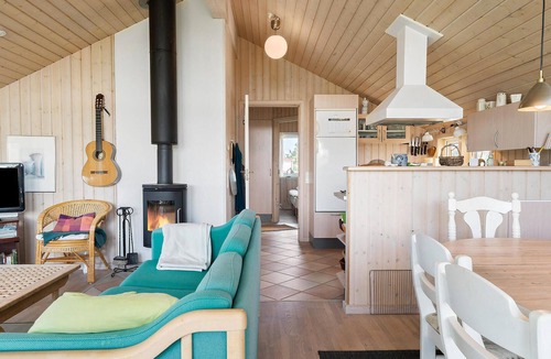 Lild Strand House | Awesome home in Frøstrup with sauna