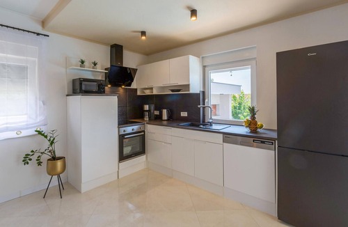 Galizana House | Awesome home in Galizana