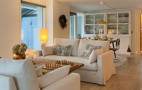 Udsholt House | Awesome Home In Gilleleje With Sauna