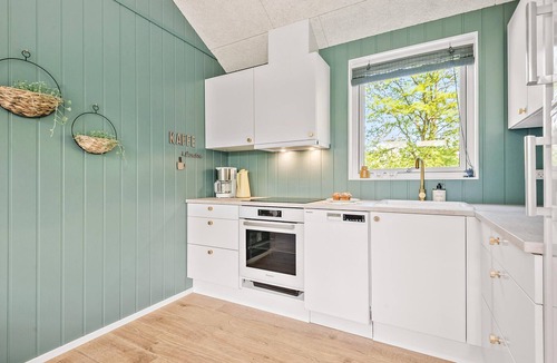 Skygge House | Awesome home in Give with WiFi