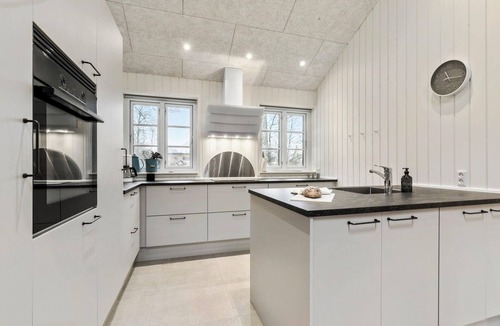 Fjellerup House | Awesome home in Glesborg with sauna