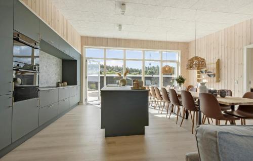 Bønnerup Strand House | Awesome Home In Glesborg With Sauna