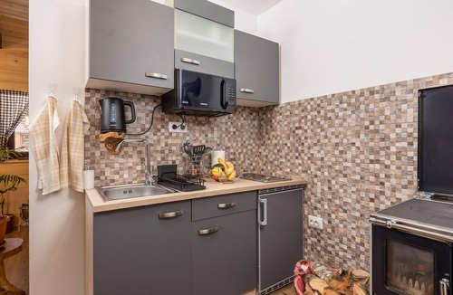Gracac House | Awesome home in Gracac with sauna
