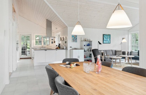 Udsholt Sand House | Awesome home in Græsted with WiFi