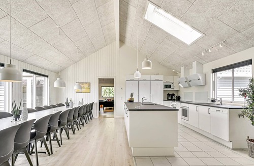 Grenaa House | Awesome home in Grenaa with sauna