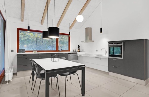 Grena Strand House | Awesome home in Grenaa with kitchen
