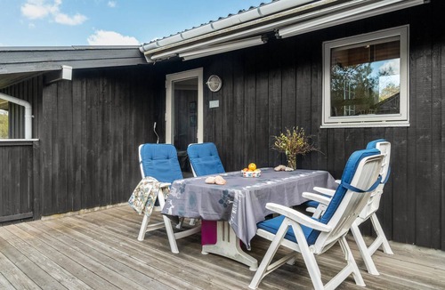 Grenaa House | Awesome home in Grenaa with kitchen