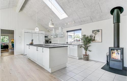 Grenaa House | Awesome Home In Grenaa With Sauna