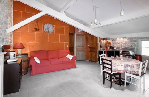 Grospierres House | Awesome home in Grospierres with sauna