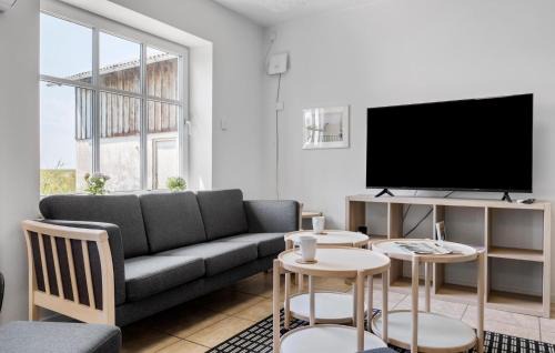 Hojer House | Awesome Home In Højer With Wifi