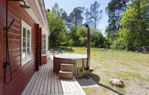 Hojslev House | Awesome Home In Højslev With Sauna