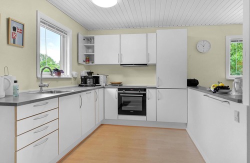 Kelstrup Strand House | Awesome home in Haderslev with kitchen