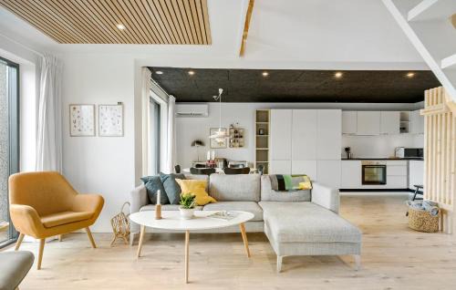 Kelstrup House | Awesome Home In Haderslev With Wifi