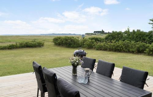 Diernæs Strandby House | Awesome Home In Haderslev With Wifi