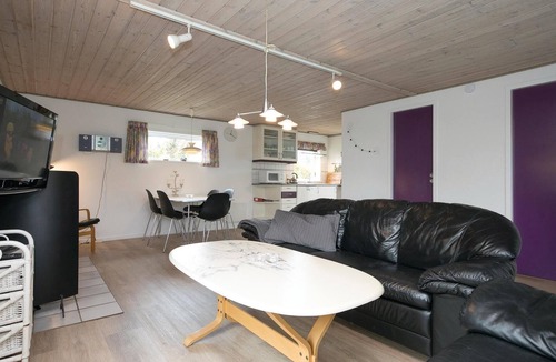 Haslevgarde House | Awesome home in Hadsund with sauna