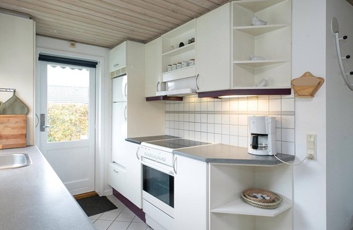 Haslevgarde House | Awesome home in Hadsund with sauna