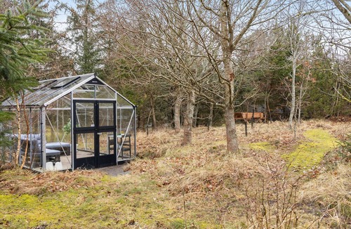 Hou House | Awesome home in Hals with WiFi