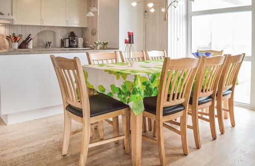 Vrist Strand House | Awesome home in Harboøre with sauna