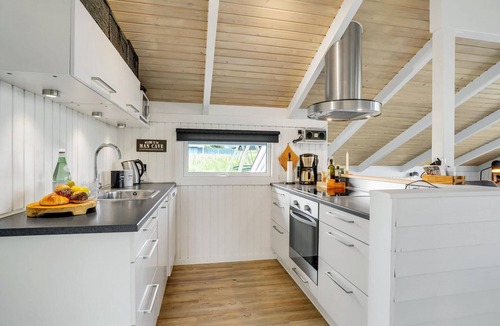 Harboore House | Awesome home in Harboøre with WiFi
