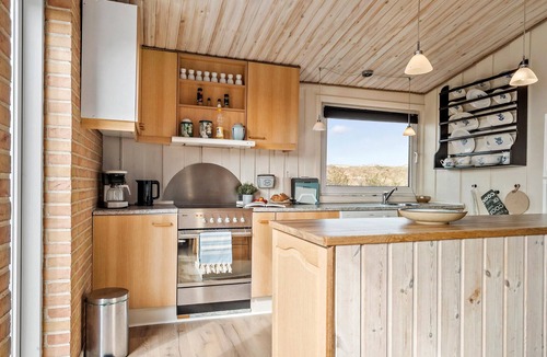 Vrist Strand House | Awesome home in Harboøre with WiFi