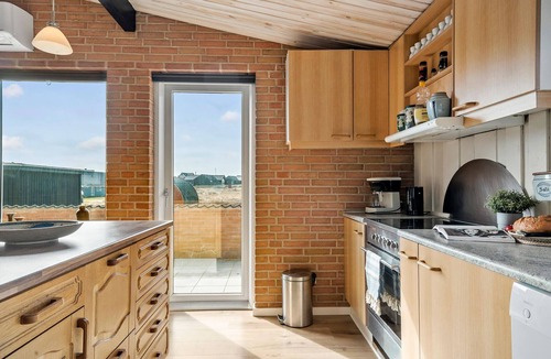 Vrist Strand House | Awesome home in Harboøre with WiFi