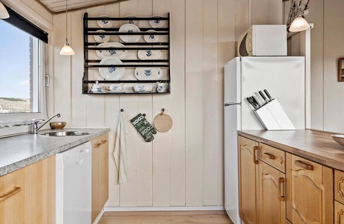 Vrist Strand House | Awesome home in Harboøre with WiFi