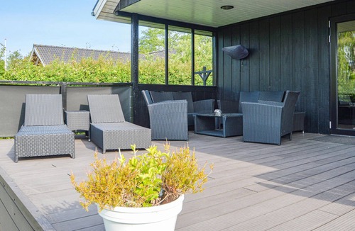 Hejlsminde Strand House | Awesome home in Hejls with WiFi