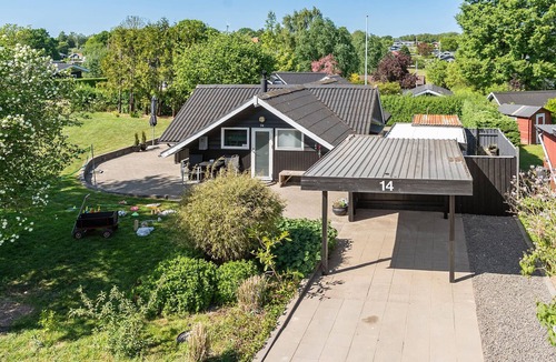 Hejlsminde Strand House | Awesome home in Hejls with WiFi