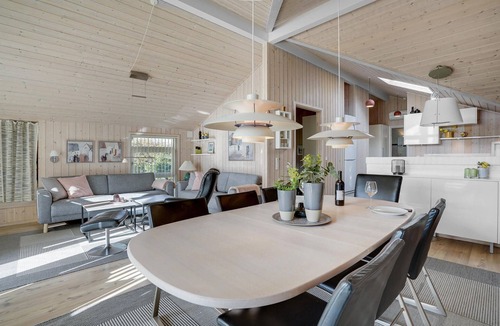 Falen House | Awesome home in Hemmet with sauna