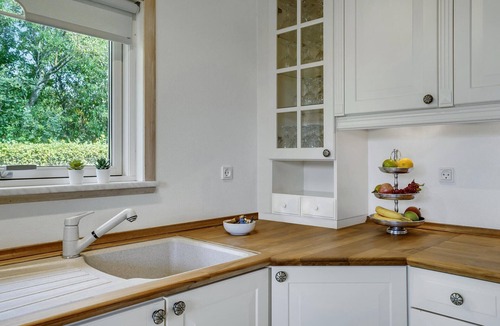 Bork Havn House | Awesome home in Hemmet with WiFi